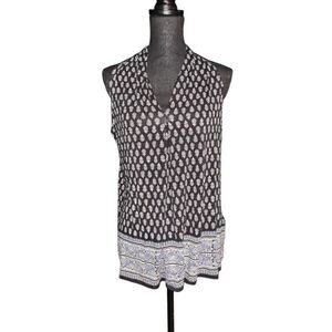 Max Studio V-neck Tank Top